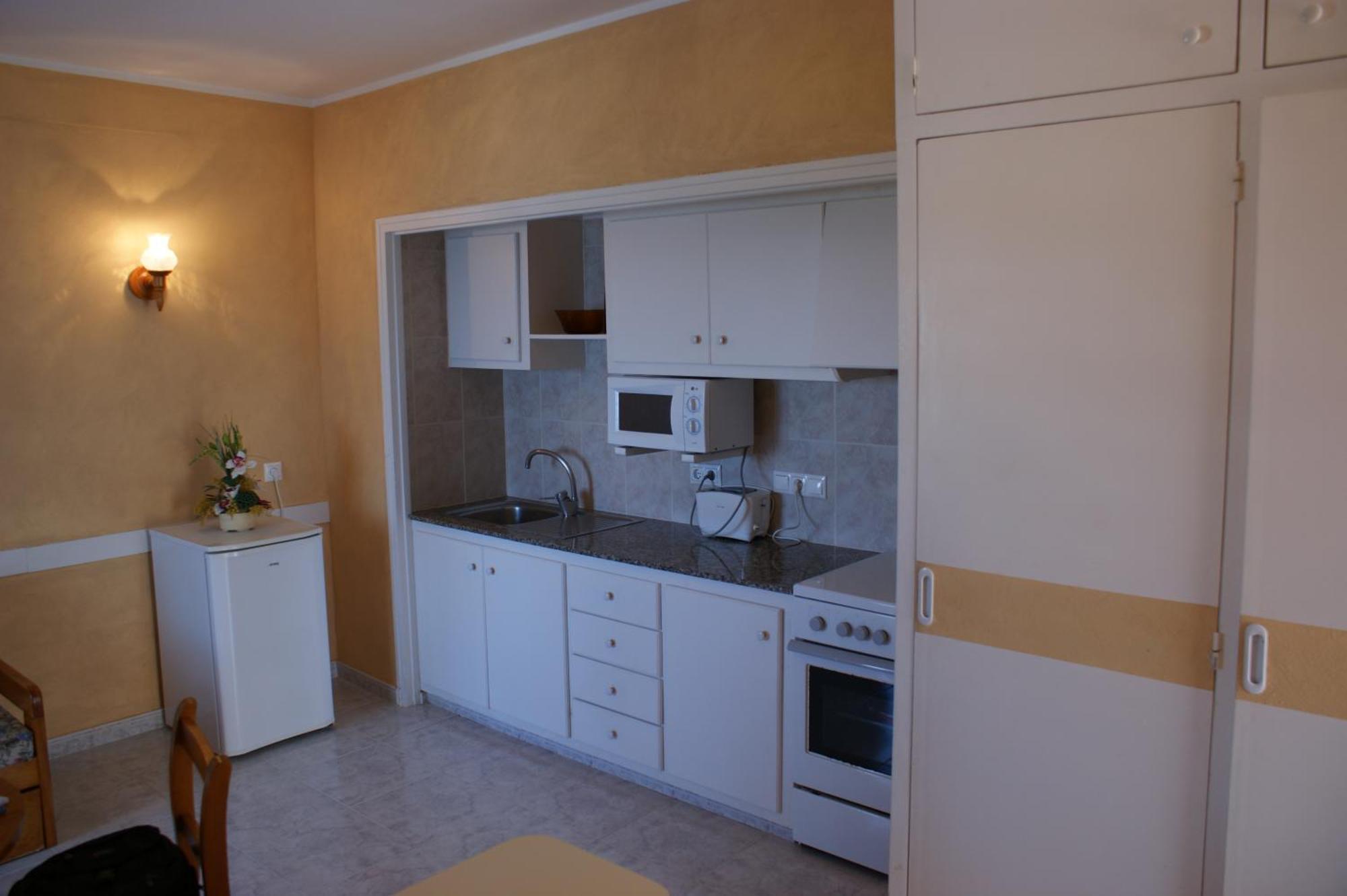 Apartamentos Vistamar Санто Томас Экстерьер фото