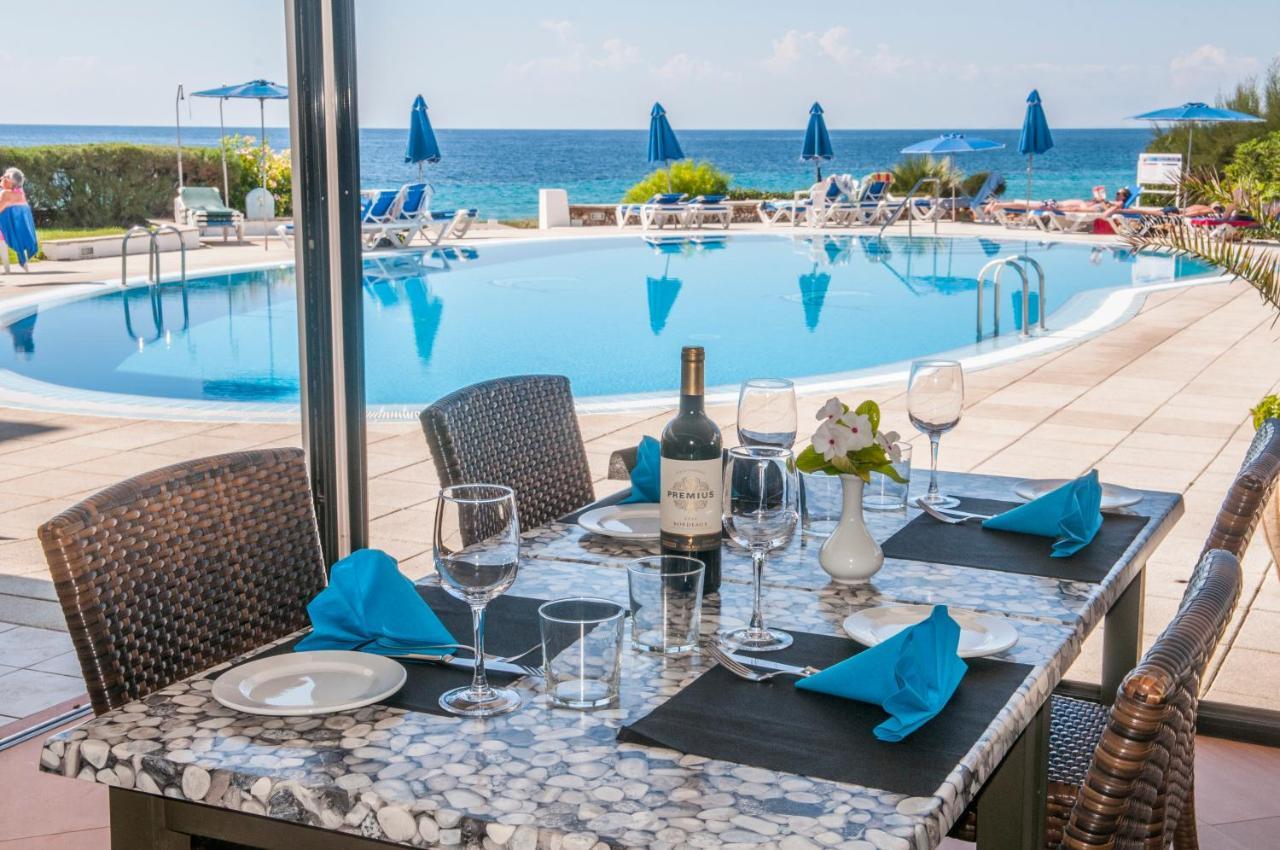 Apartamentos Vistamar Санто Томас Экстерьер фото